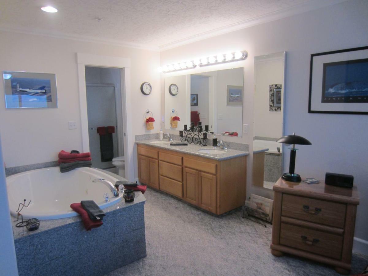 Amazing Seaview Spacious Condo With An Amazing View!!! Zewnętrze zdjęcie